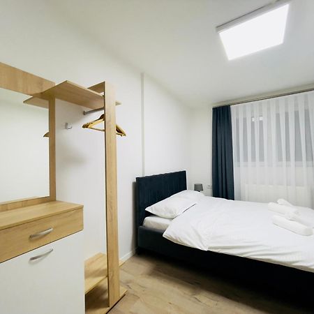 Pristinanest Hotell Exteriör bild