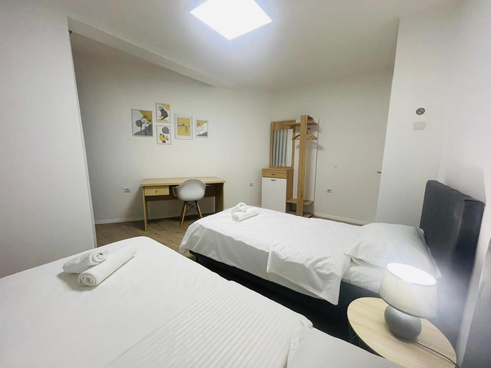 Pristinanest Hotell Exteriör bild
