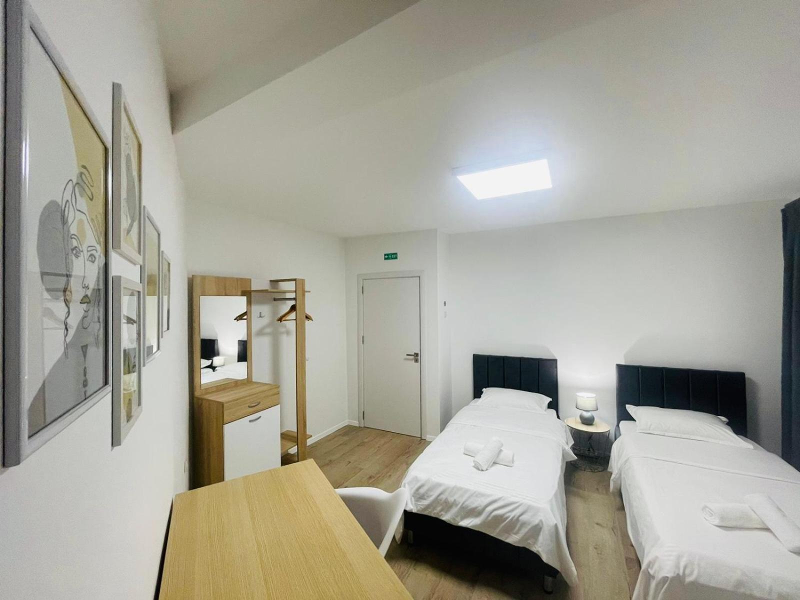 Pristinanest Hotell Exteriör bild